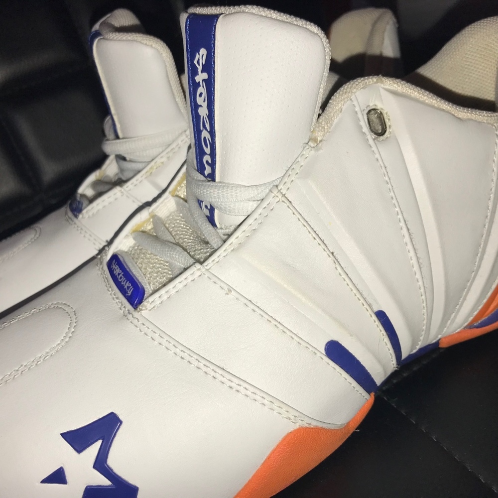 Starbury's - Picture 2 of 3